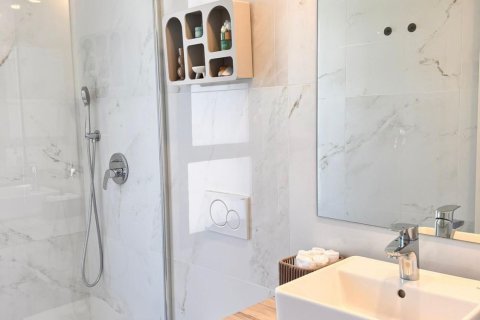 Продажа квартиры в Бенидорм, Аликанте, Испания 3 спальни, 130м2 №118078 - фото 16