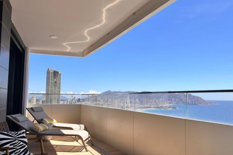 Продажа квартиры в Бенидорм, Аликанте, Испания 3 спальни, 130м2 №118078 - фото 21