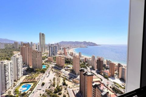 Продажа квартиры в Бенидорм, Аликанте, Испания 3 спальни,  №118080 - фото 1