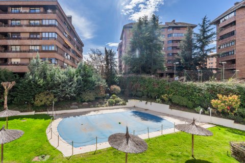 Apartment à vendre Madrid, Espagne, 4 chambres, 240 m2 No. 117485 - photo 14