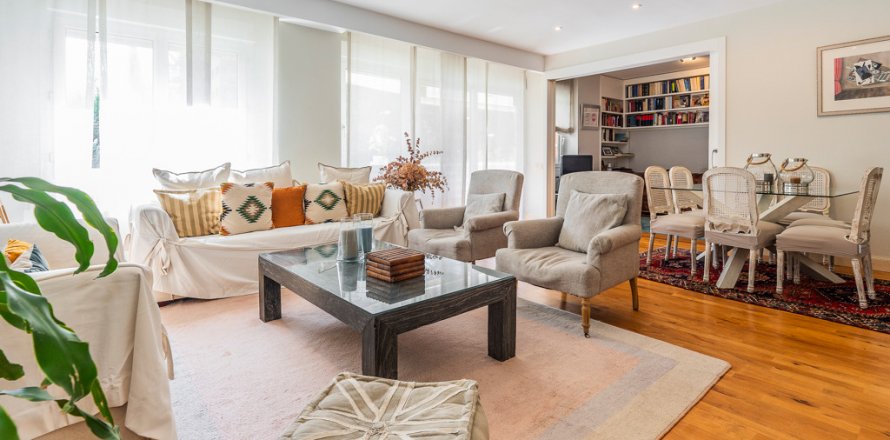Apartment Madrid, Espagne 4 chambres, 240 m2 No. 117485