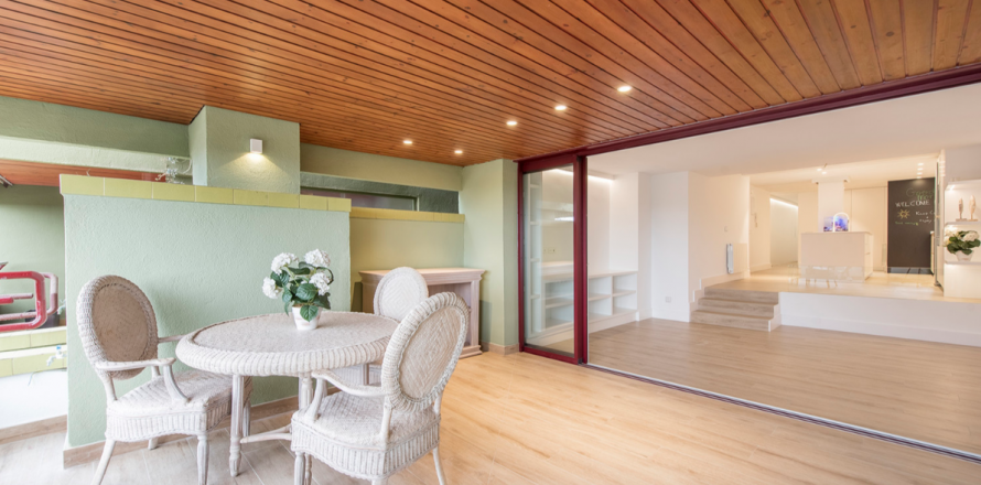 Apartment Platja D'aro, Girona, Spain 3 bedrooms, 140 sq.m. No. 22106
