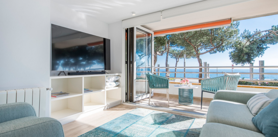 Appartamento Platja D'aro, Girona, Spagna 3 camere da letto, 90 mq. N° 22089