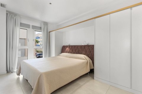 Продажа квартиры Аликанте, Испания 2 спальни, 94м2 №113012 - фото 17