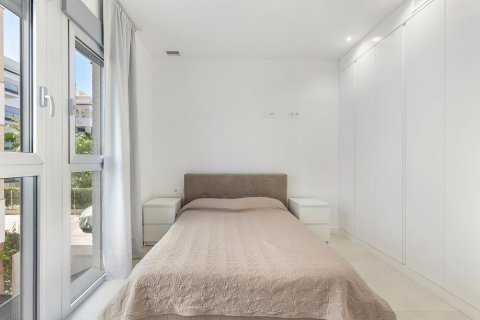 Продажа квартиры Аликанте, Испания 2 спальни, 94м2 №113012 - фото 23