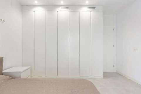 Продажа квартиры Аликанте, Испания 2 спальни, 94м2 №113012 - фото 24