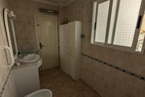 Villa for sale Guardamar del Segura, Alicante, Spain 5 bedrooms, 198 sq.m. No. 113011 - photo 20
