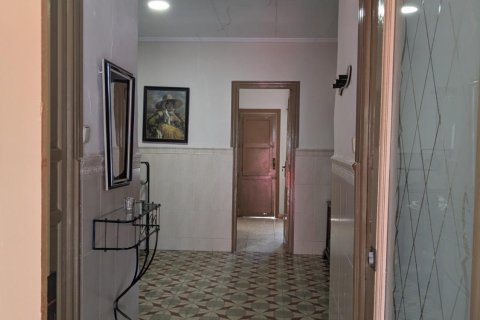 Villa for sale Guardamar del Segura, Alicante, Spain 5 bedrooms, 198 sq.m. No. 113011 - photo 25