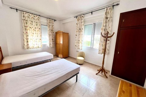 Apartment for sale Torrevieja, Alicante, Spain 3 bedrooms, 111 sq.m. No. 112971 - photo 12
