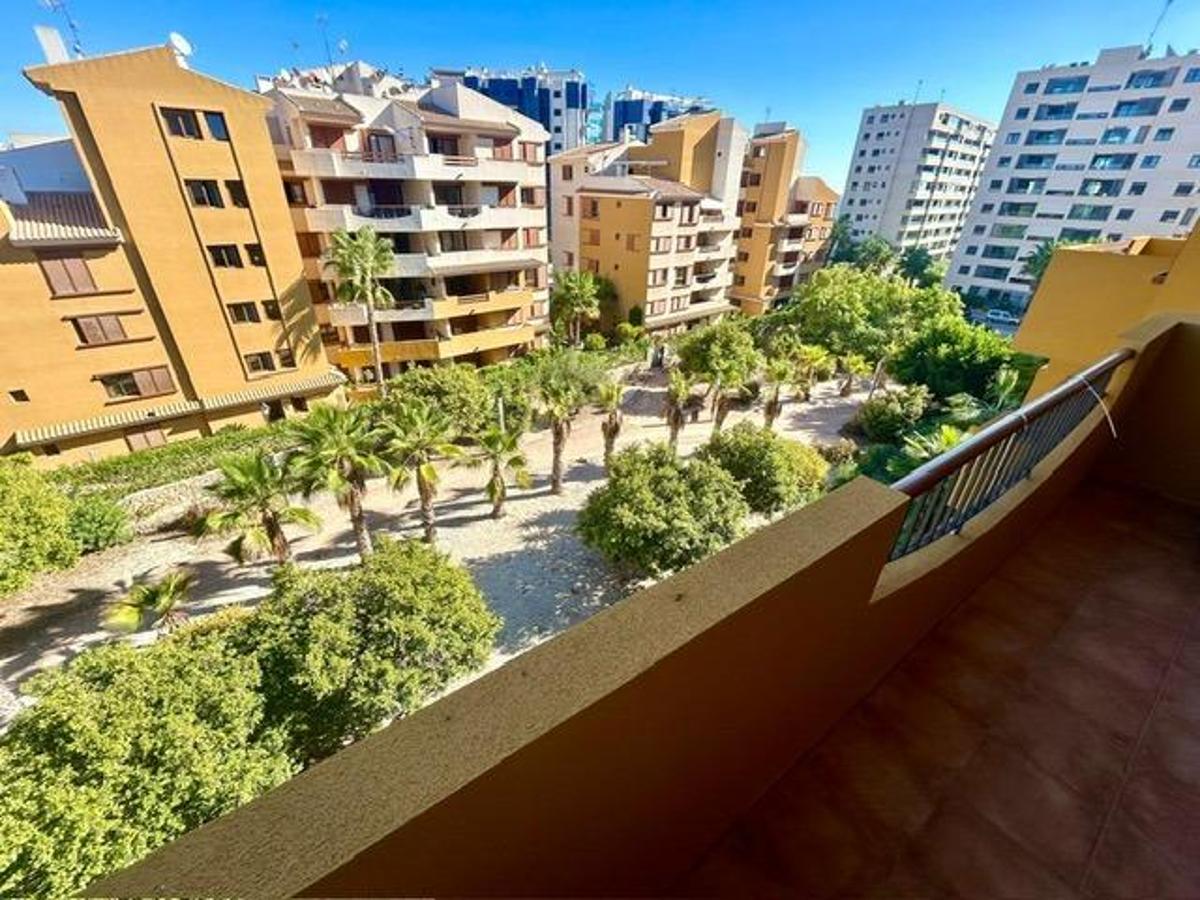 Apartament w Torrevieja, Alicante, Hiszpania 3 sypialnie, 111 mkw. nr 113001