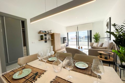 Продажа квартиры Ориуэла, Аликанте, Испания 3 спальни, 119м2 №95134 - фото 2