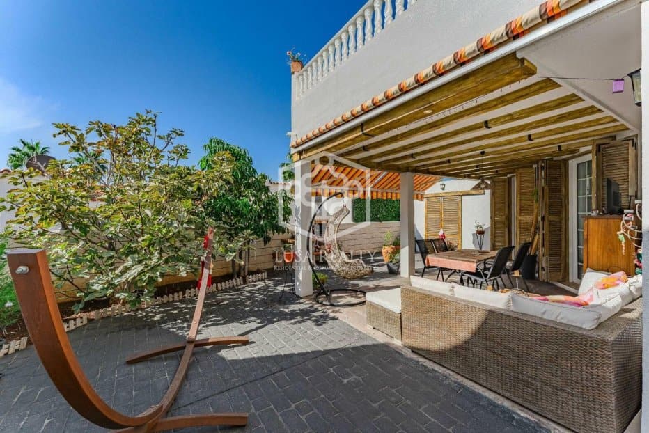 Villa Adeje, Tenerife, Spānijā 3 istabas, 120 m2 Nr. 94467