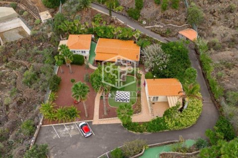 Villa till salu i Guia de Isora, Tenerife, Spanien 15 sovrum, 874 kvm. Nr. 94469 - foto 3