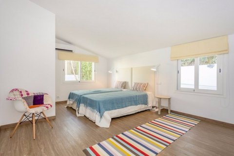 Продажа дома Эстепона, Малага, Испания 4 спальни, 269м2 №22425 - фото 6