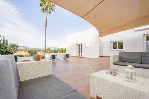 Продажа дома Эстепона, Малага, Испания 4 спальни, 269м2 №22425 - фото 1