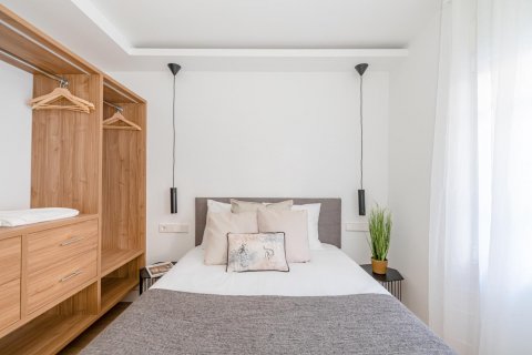 Lägenhet till salu Madrid, Spanien 3 sovrum, 110 kvm. Nr. 87277 - foto 9