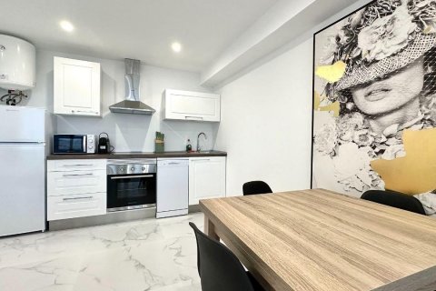 Apartment for rent Benidorm, Alicante, Spain 2 bedrooms, 50 sq.m. No. 116998 - photo 6