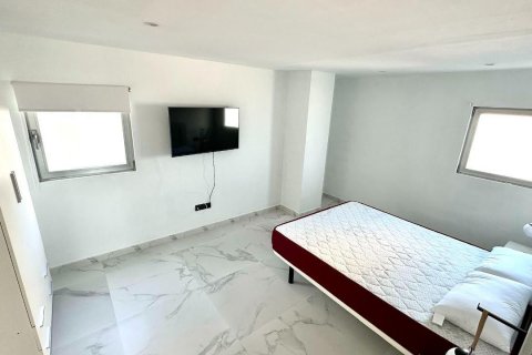 Apartment for rent Benidorm, Alicante, Spain 2 bedrooms, 50 sq.m. No. 116998 - photo 12