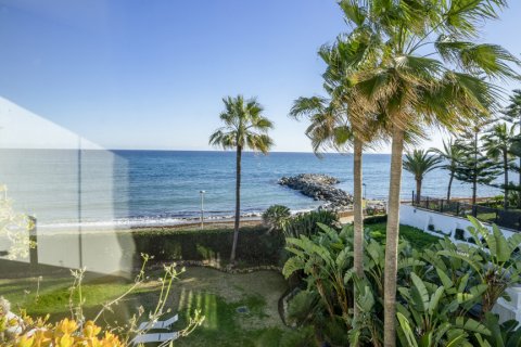 Apartamento en venta Marbella, Málaga, España 2 dormitorios, 124.16 m2 No. 107907 - foto 2