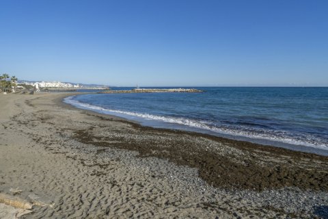 Lägenhet till salu Marbella, Malaga, Spanien 4 sovrum, 141.41 kvm. Nr. 107905 - foto 2