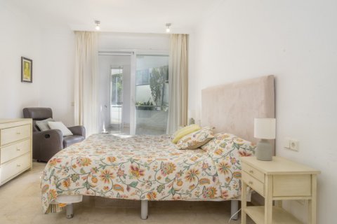 Lägenhet till salu Marbella, Malaga, Spanien 4 sovrum, 141.41 kvm. Nr. 107905 - foto 12