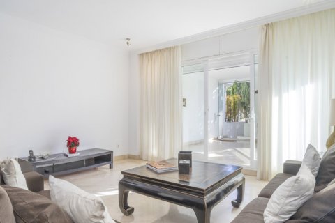 Lägenhet till salu Marbella, Malaga, Spanien 4 sovrum, 141.41 kvm. Nr. 107905 - foto 18