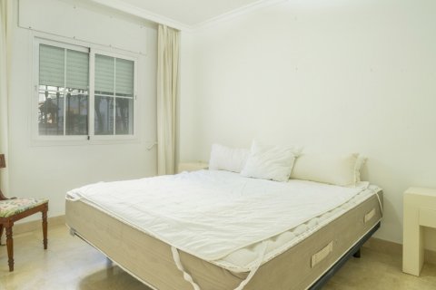 Lägenhet till salu Marbella, Malaga, Spanien 4 sovrum, 141.41 kvm. Nr. 107905 - foto 7