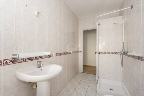 Huvila myytävänä Ciutadella De Menorca, Menorca, Espanja, 4 makuuhuonetta, 241 m2 No. 110947 - kuva 10