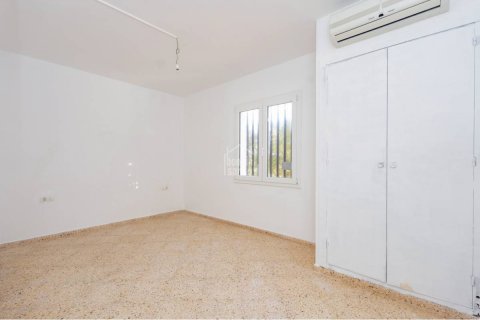 Huvila myytävänä Ciutadella De Menorca, Menorca, Espanja, 4 makuuhuonetta, 241 m2 No. 110947 - kuva 7