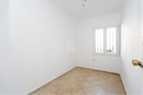 Huvila myytävänä Ciutadella De Menorca, Menorca, Espanja, 4 makuuhuonetta, 241 m2 No. 110947 - kuva 11