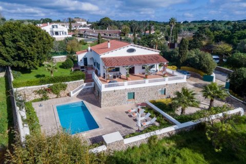 Villa till salu Alaior, Menorca, Spanien 5 sovrum, 540 kvm. Nr. 110938 - foto 1