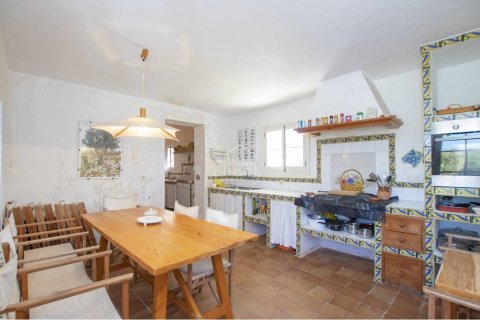House for sale Ciutadella De Menorca, Menorca, Spain 5 bedrooms, 500 sq.m. No. 110946 - photo 6