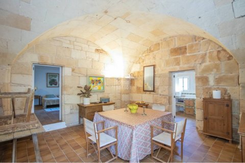 House for sale Ciutadella De Menorca, Menorca, Spain 5 bedrooms, 500 sq.m. No. 110946 - photo 4