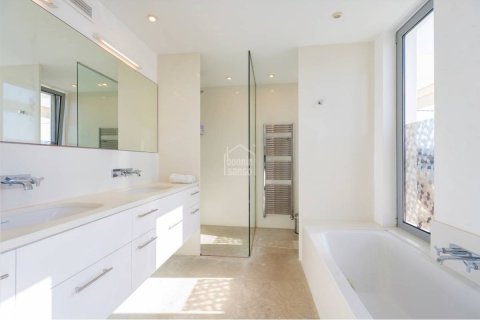 Villa for sale Mahon, Menorca, Spain 6 bedrooms, 354 sq.m. No. 110939 - photo 13