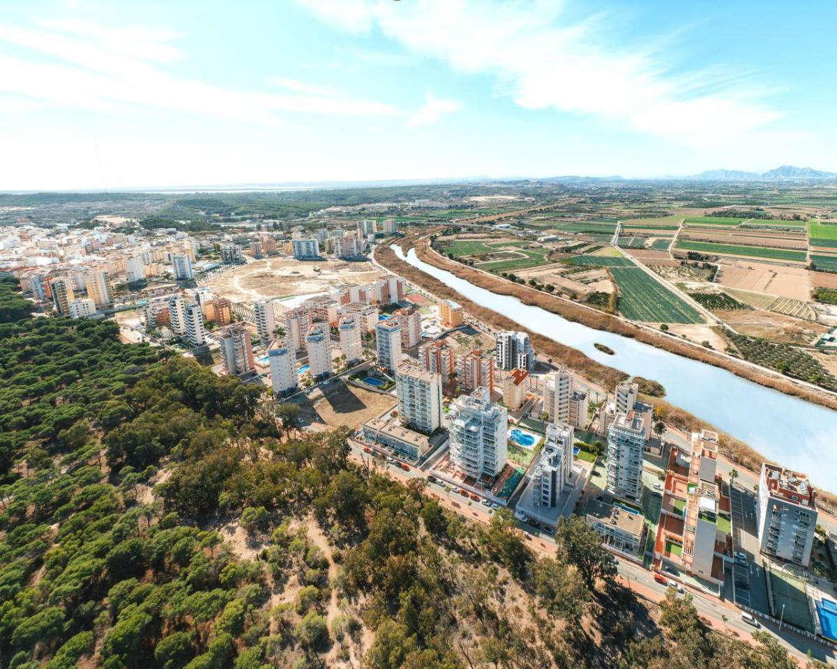 Apartament w Guardamar del Segura, Alicante, Hiszpania 2 sypialnie, 73 mkw. nr 101935