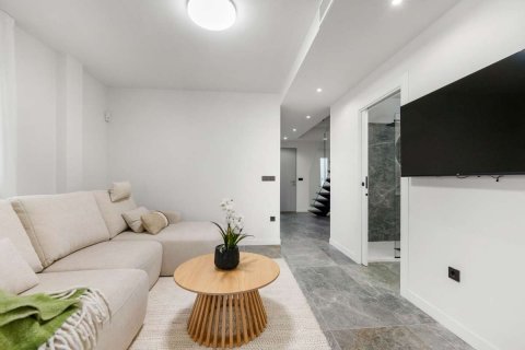 Villa for sale Torre de la Horadada, Alicante, Spain 4 bedrooms, 173 sq.m. No. 115905 - photo 11