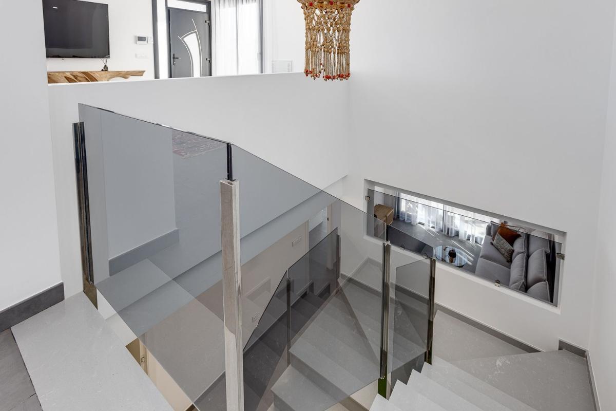 Villa i La Mata, Toledo, Spanien 4 sovrum, 210 kvm. Nr. 95983