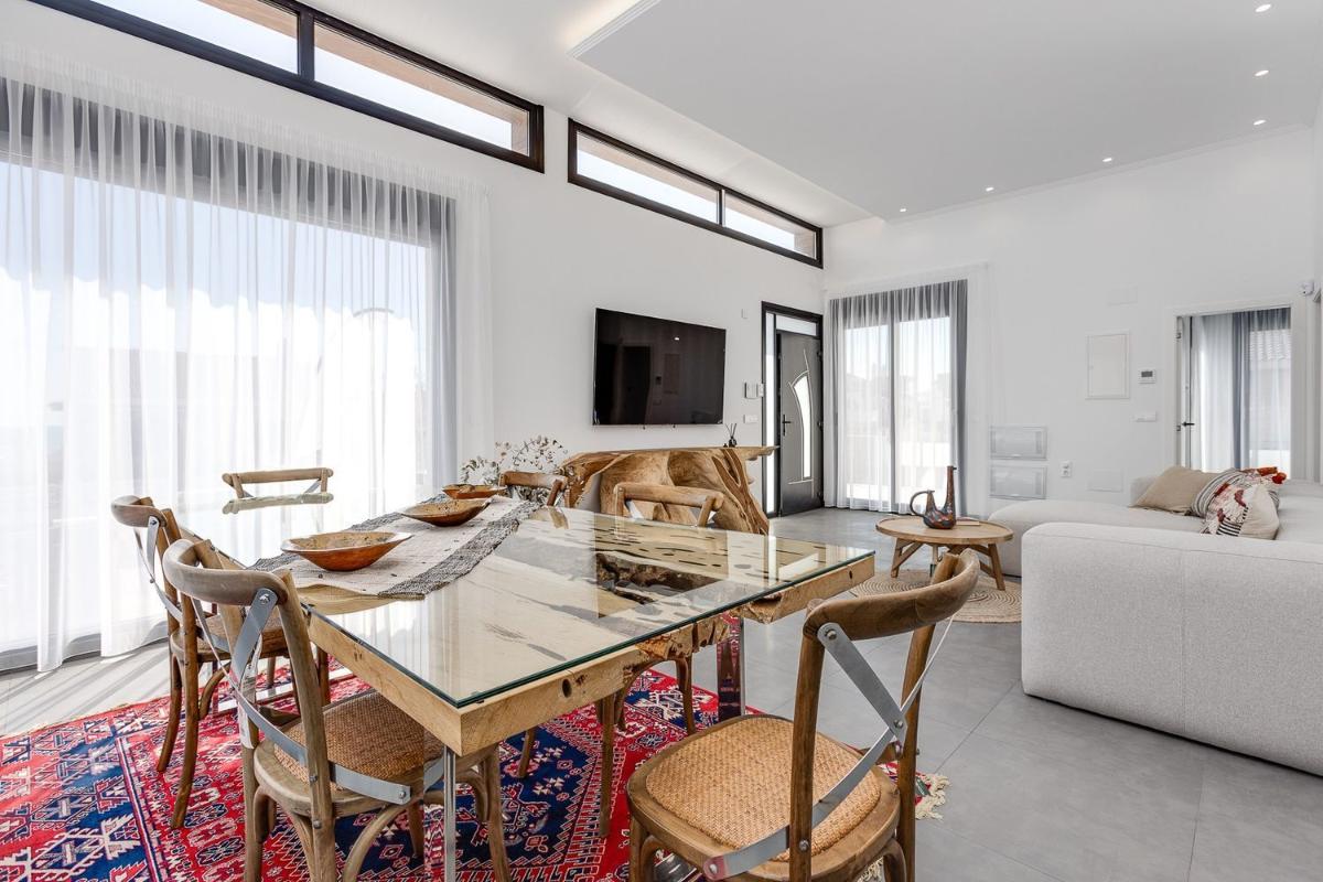 Villa i La Mata, Toledo, Spanien 4 sovrum, 210 kvm. Nr. 95983