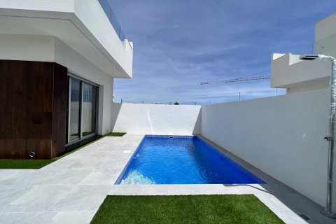 Villa for sale San Fulgencio, Alicante, Spain 3 bedrooms, 133 sq.m. No. 95147 - photo 1