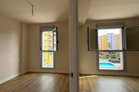 Apartment for sale Las Palmas De Gran Canaria, Gran Canaria, Spain 1 bedroom, 47 sq.m. No. 107798 - photo 5