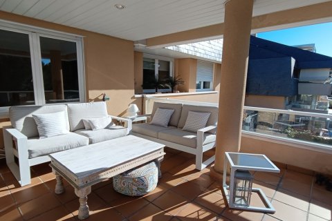Apartment for rent Alcobendas, Madrid, Spain 2 bedrooms, 100 sq.m. No. 107797 - photo 8