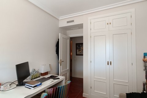 Apartment for rent Alcobendas, Madrid, Spain 2 bedrooms, 100 sq.m. No. 107797 - photo 17