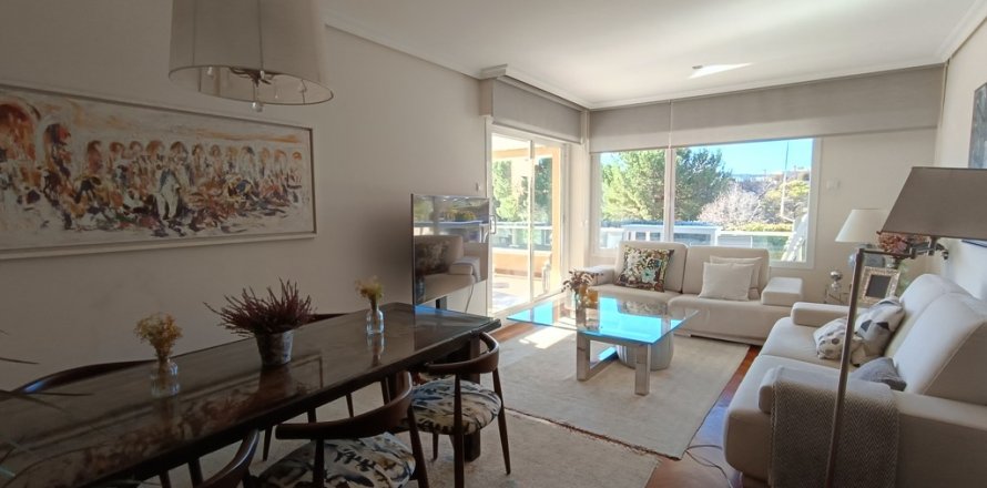 Apartment Alcobendas, Madrid, Spain 2 bedrooms, 100 sq.m. No. 107797