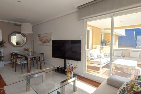 Apartment for rent Alcobendas, Madrid, Spain 2 bedrooms, 100 sq.m. No. 107797 - photo 3