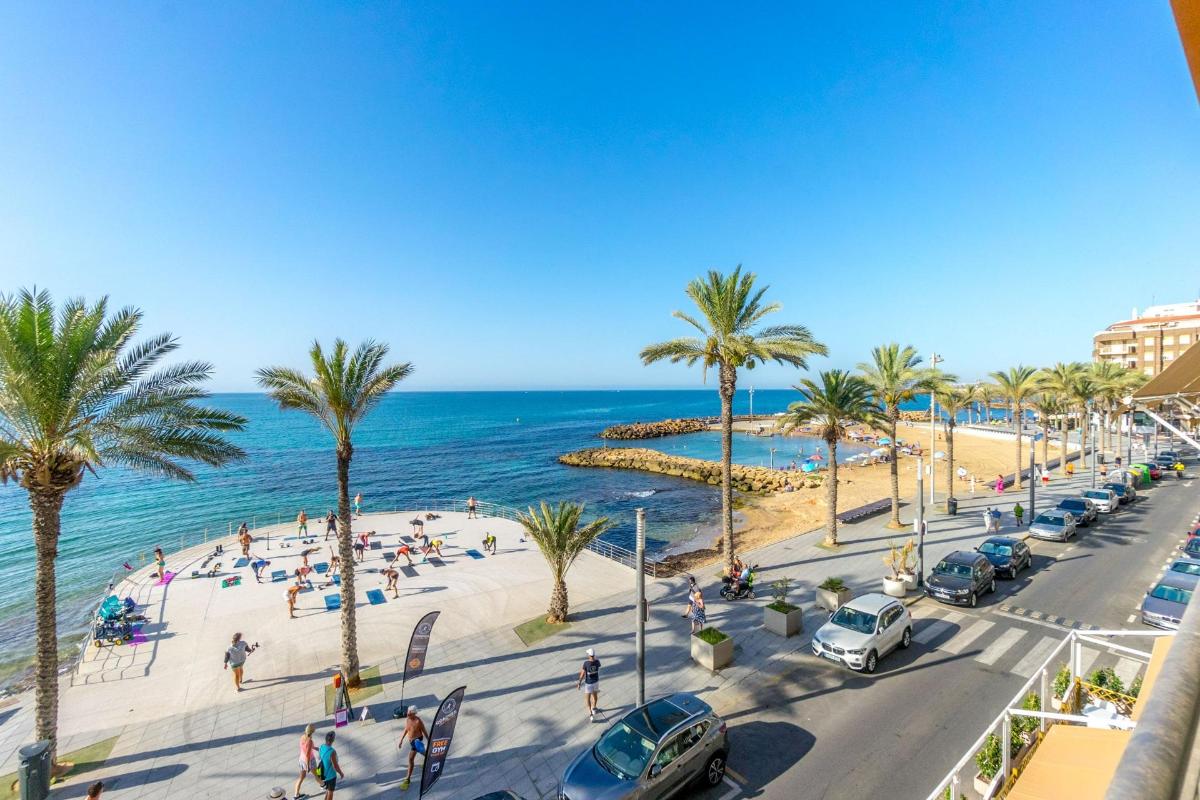 Apartament w Torrevieja, Alicante, Hiszpania 4 sypialnie, 109 mkw. nr 102469