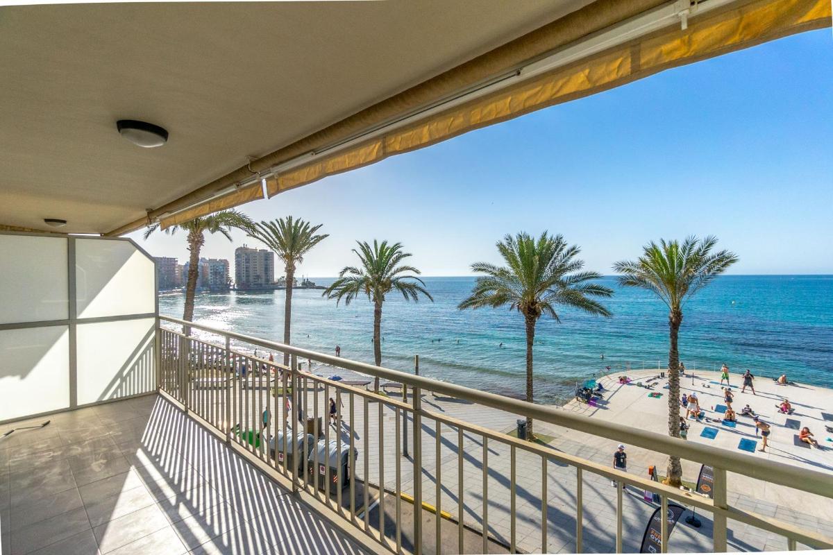 Apartament w Torrevieja, Alicante, Hiszpania 4 sypialnie, 109 mkw. nr 102469