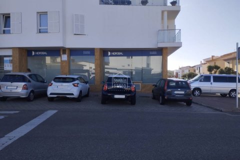 Commercial property for sale Alaior, Menorca, Spain 151 sq.m. No. 110962 - photo 4