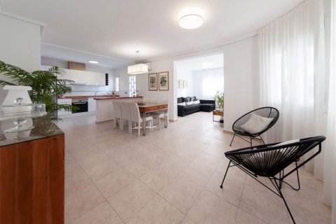 Villa zum Verkauf Benijofar, Alicante, Spanien 3 Schlafzimmer, 130 m2 Nr. 99237 - Foto 3
