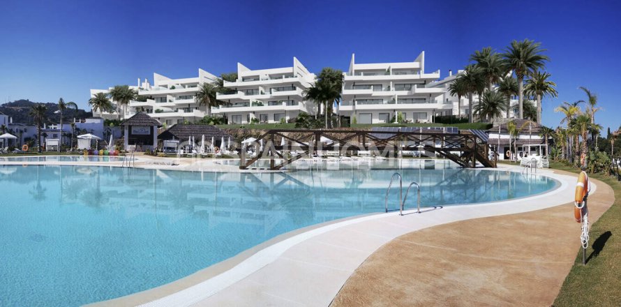 Apartment in Estepona, Malaga, Spain 4 bedrooms, 123 sq.m. No. 51789