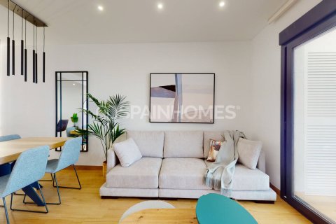 Lägenhet till salu i Torrevieja, Alicante, Spanien 2 sovrum, 80 kvm. Nr. 98123 - foto 17